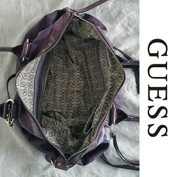 *Like-New* Violet G by Guess Emblem Handbag - Picture 5 of 7